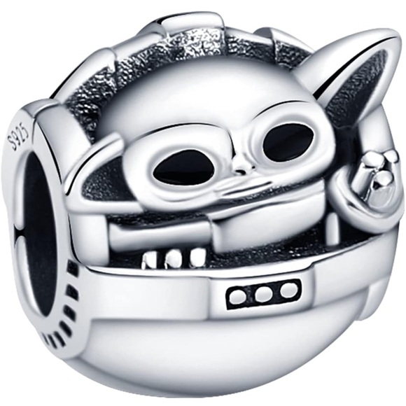 Pandora x Star Wars Yoda Grogu™ & Crib Charm - Picture 3 of 16